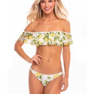 NWT Cabana Del Sol  Off Shoulder Cheeky Bikini